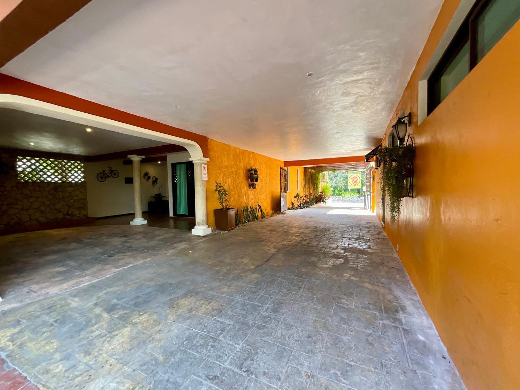 El Zaguan Colonial By Guruhotel Valladolid  Eksteriør bilde